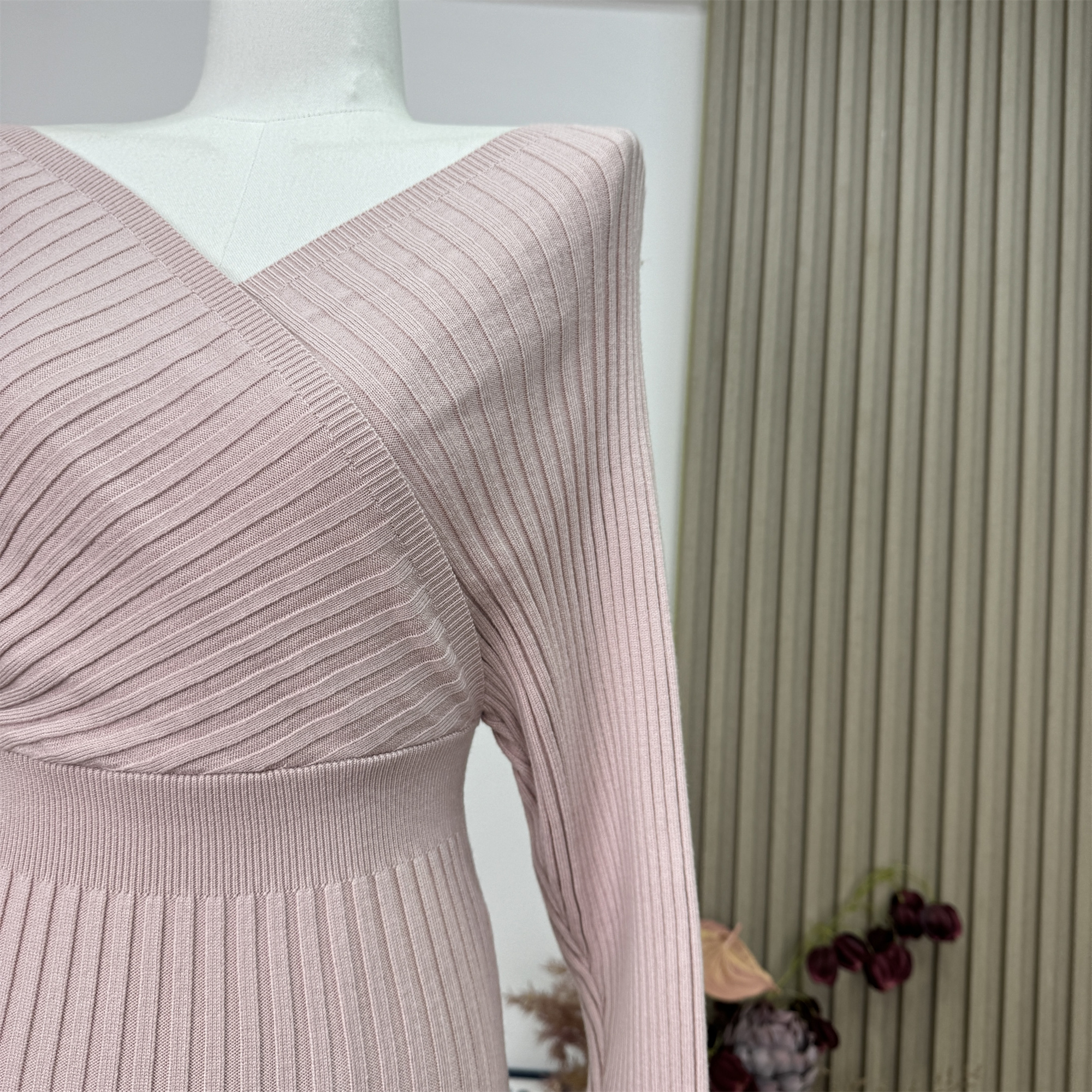 Chill Qiaoer Pink Sweet Slim Fit V-Neck Knitted Long Dress - Image 2