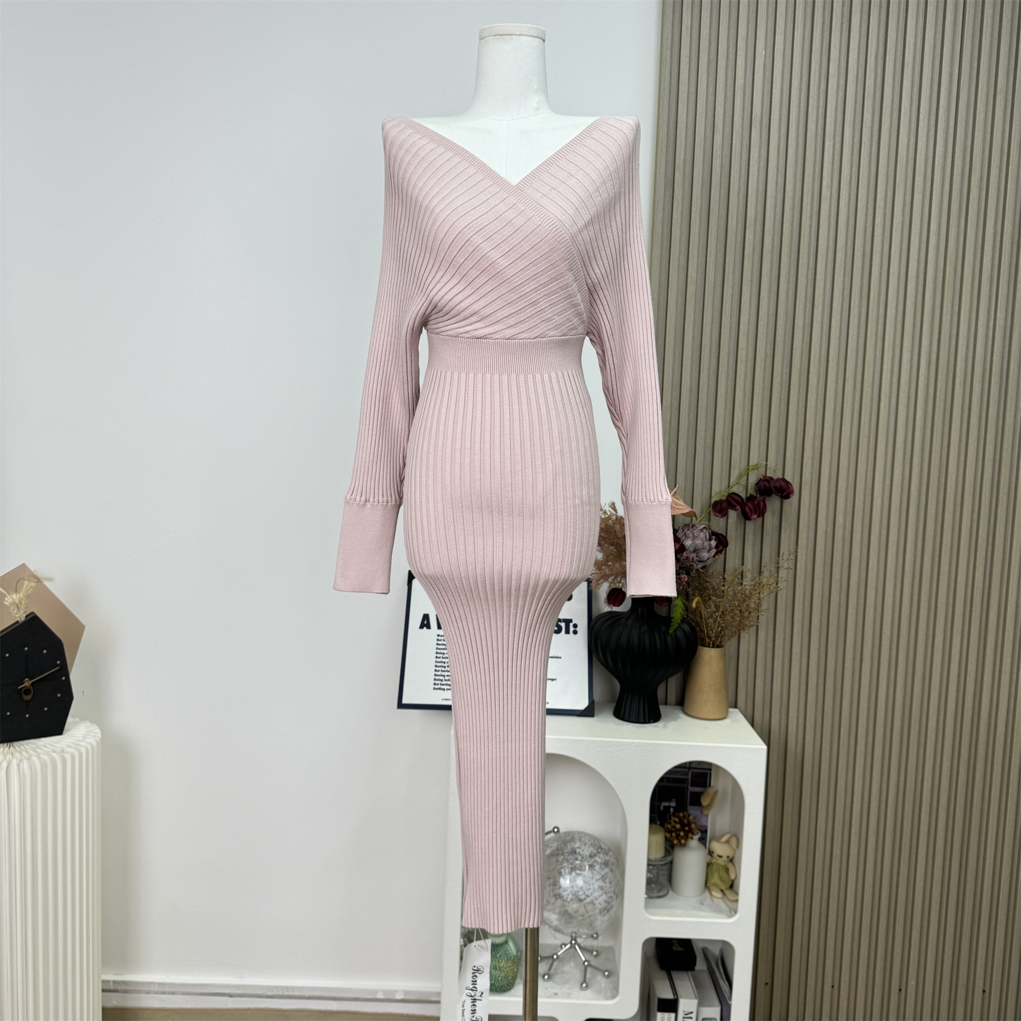 Chill Qiaoer Pink Sweet Slim Fit V-Neck Knitted Long Dress - Image 5