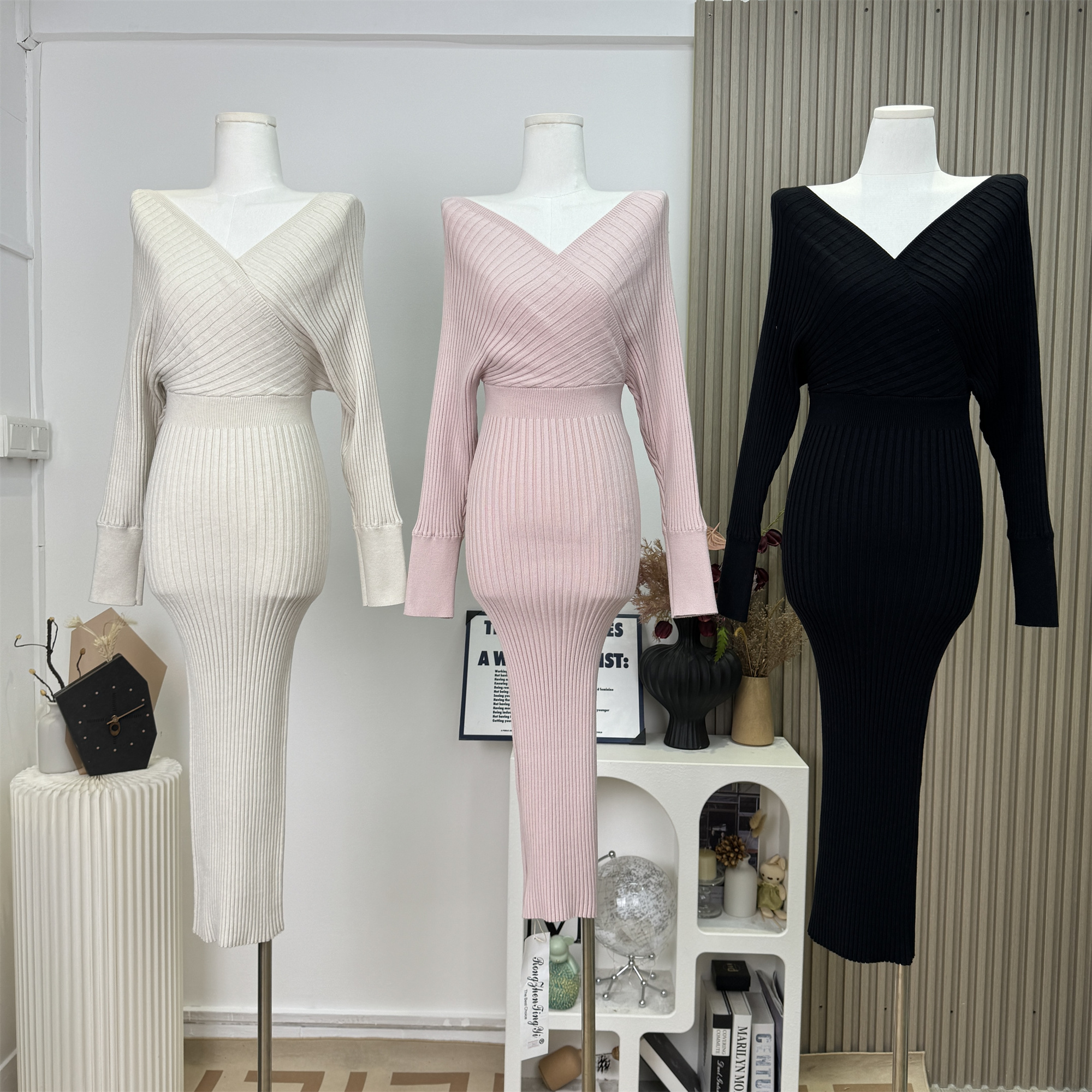 Slimming V-Neck Knit Dress with Waist Design - Commute Style