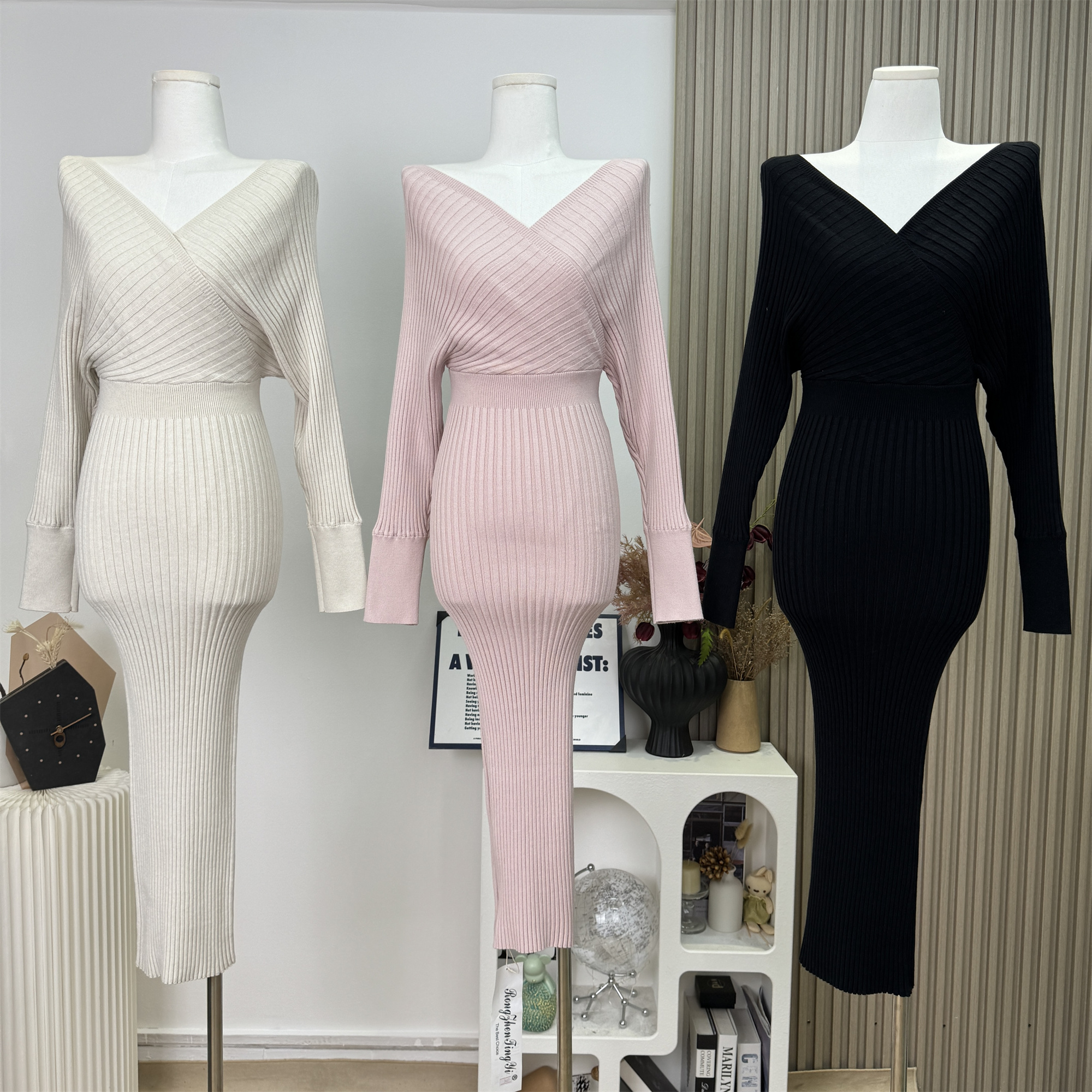 Slimming V-Neck Knit Dress with Waist Design - Commute Style - Image 5