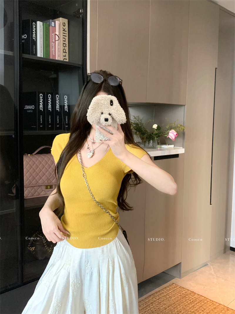 V-Neck Short Sleeve Knit T-Shirt Women Summer Slim Fit Basic Top - Image 2