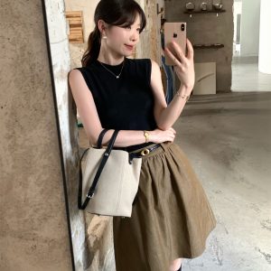 Women's Sleeveless Knit Vest and A-Line Skirt Two-Piece Set