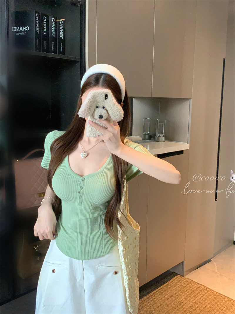 Women's V-Neck Short Sleeve Knit Sweater 2026 Summer Korean Style Slim Fit Top - Image 2