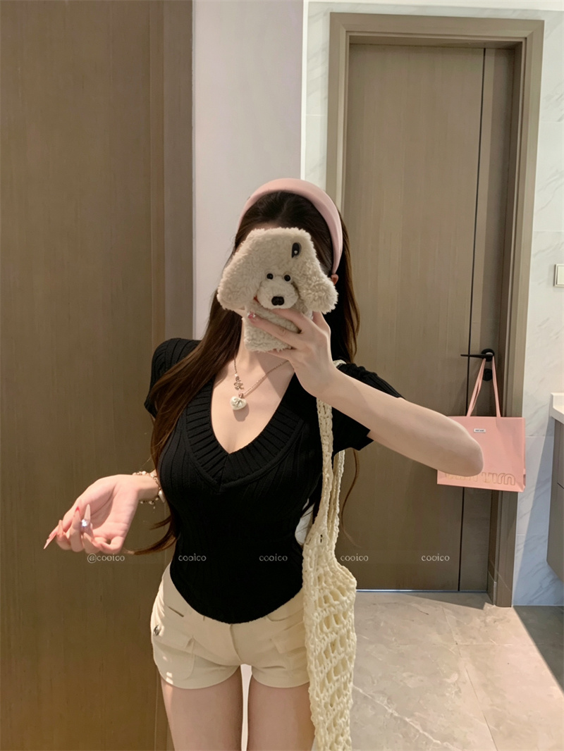 New Solid V-Neck Ribbed Short Sleeve T-Shirt Women Summer Slimming Top - Image 4