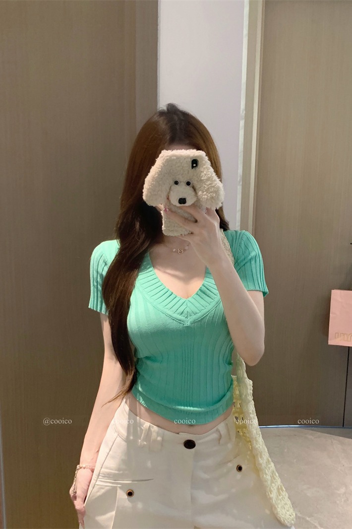 New Solid V-Neck Ribbed Short Sleeve T-Shirt Women Summer Slimming Top - Image 5