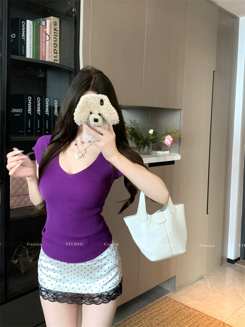 V-Neck Short Sleeve Knit T-Shirt Women Summer Slim Fit Basic Top